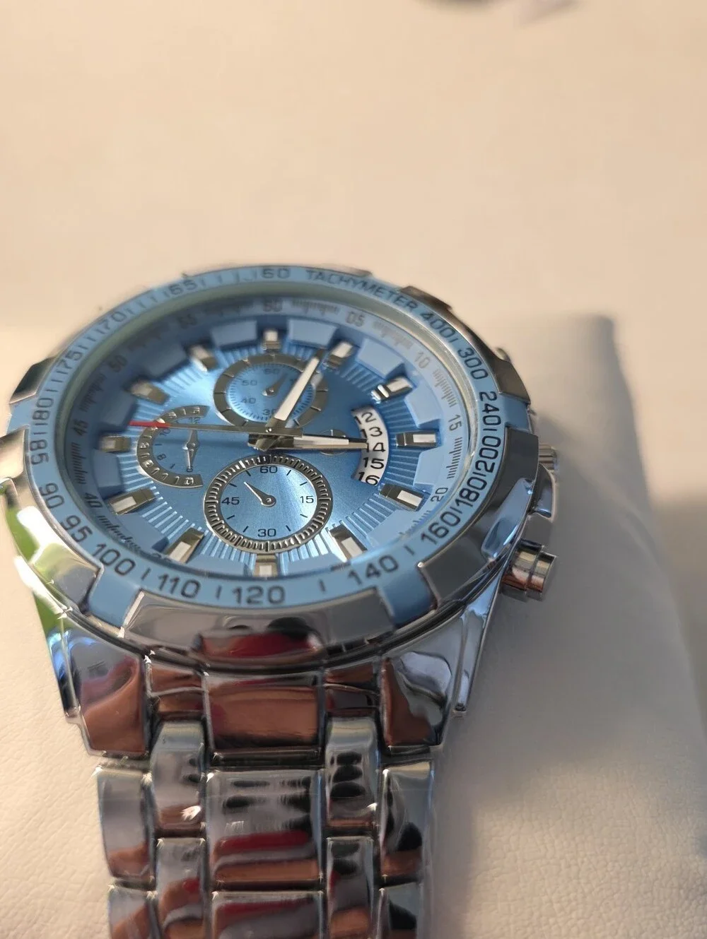 315. Men's Silver 45mm Quartz Watch With Light Blue Face And Bezel